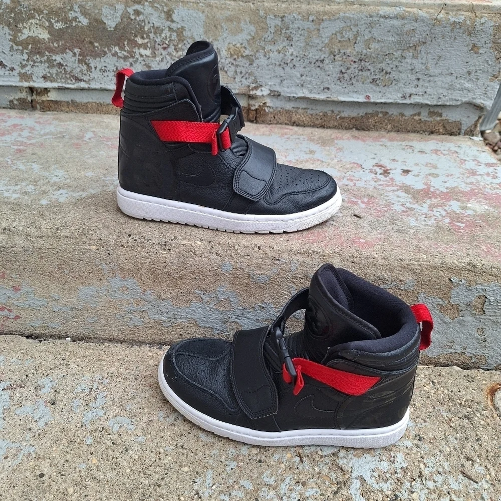 Air Jordan 1 Moto Retro Black High Top Basketball Shoes Size 7